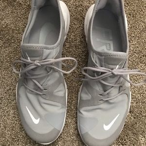 Mens Nike Mens Nike Free running shoes.  Grey/White. Lightly worn. EUC